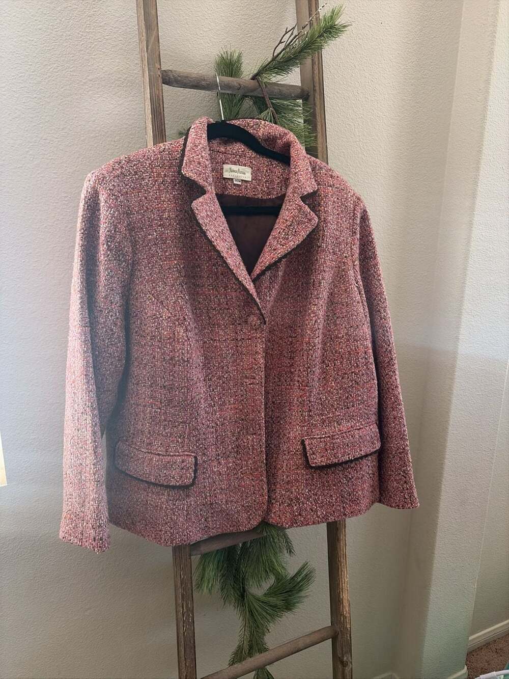 Neiman Marcus Exclusive Pink Tweed Skirt Suit Set Jacket 20W Skirt 18W